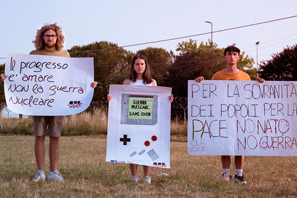 El movimiento Our Voice en Aviano contra la escalada nuclear 3