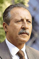 Paolo Borsellino la víctima del 92. Hoy la historia puede repetirse con Nino Di Matteo EnWikipedia.Org 02PaoloBorsellinolavictimadel92HoylahistoriapuederepetirseconNinoDiMatteoEnWikipediaOrg